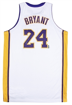 2008-09 Kobe Bryant Signed Los Angeles Lakers Latino Nights Jersey (Lakers LOA)